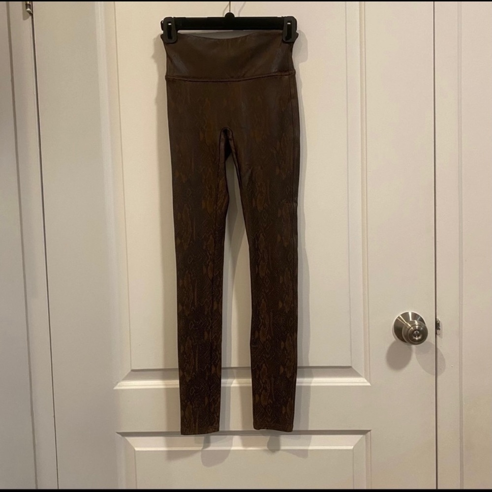 Spanx Faux Leather Snakeskin Leggings - Picture 5 of 6